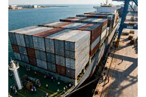 How long does shipping take from China to UK