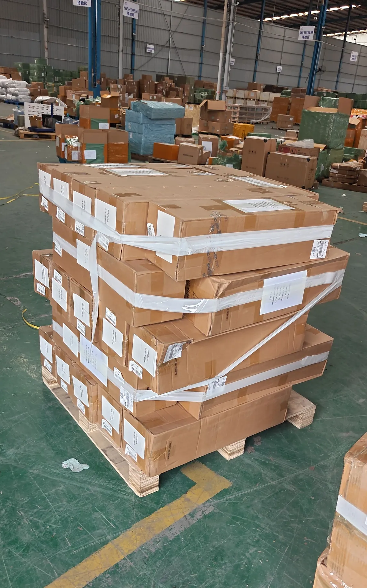 Fig 3: Carbon fiber cylinders delivered at the customer's facility in Jeddah — cartons received intact